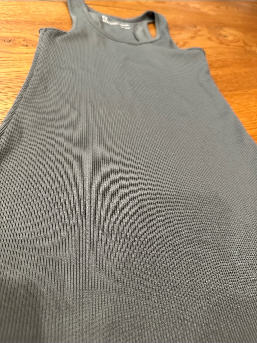 Under Armour Grey Ribbed Racerback Athletic Tank - Picture 3 of 4